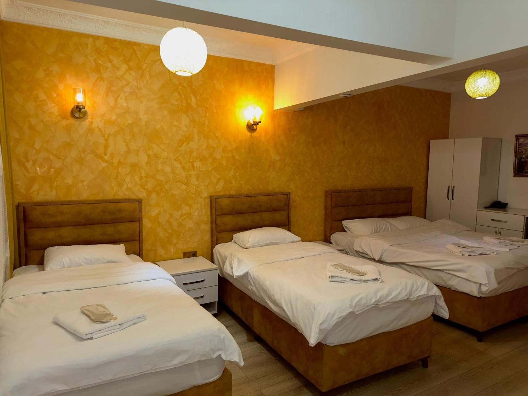 Avrasyaqueen Hotel Istanboel Buitenkant foto