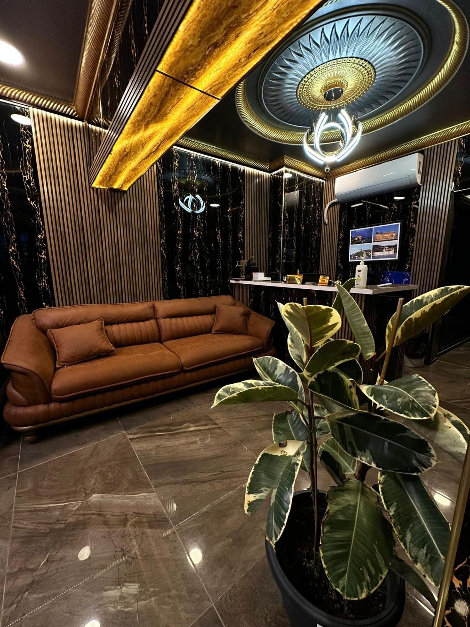 Avrasyaqueen Hotel Istanboel Buitenkant foto